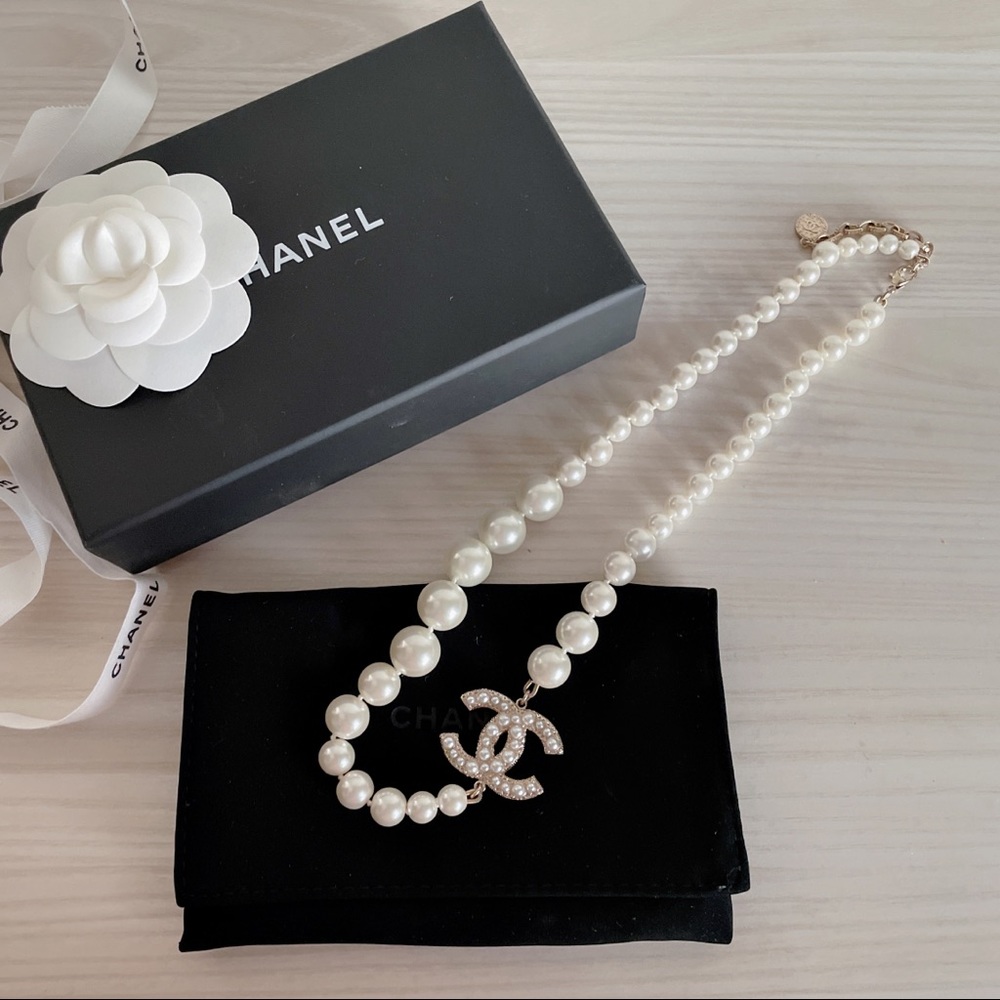 Chanel 100th anniversary pearls necklace